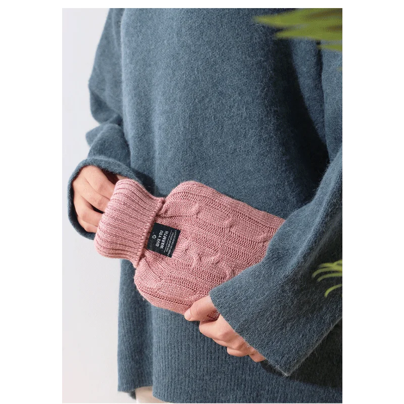 Bouillotte à eau 1L – Motif laine tressée – Hiver chaud & confort garanti gris